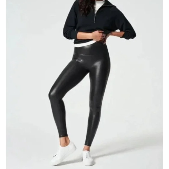 SPANX Pants - SPANX Faux Leather Leggings Black Size Large